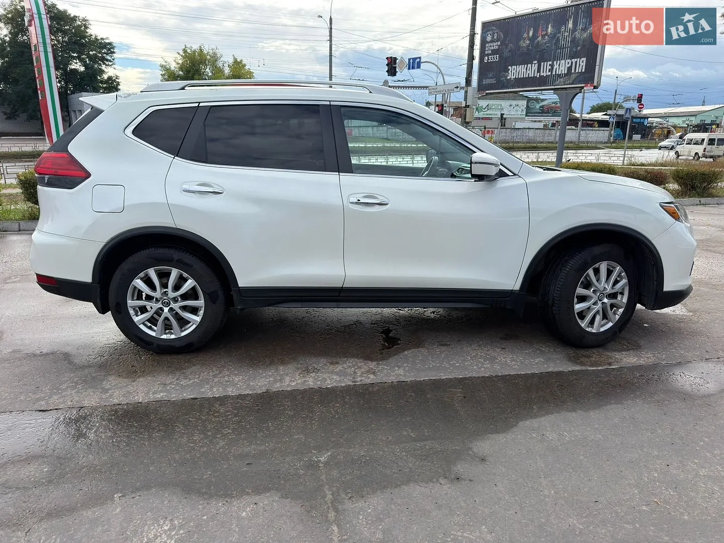 2017 Nissan Rogue - мініатюра 14