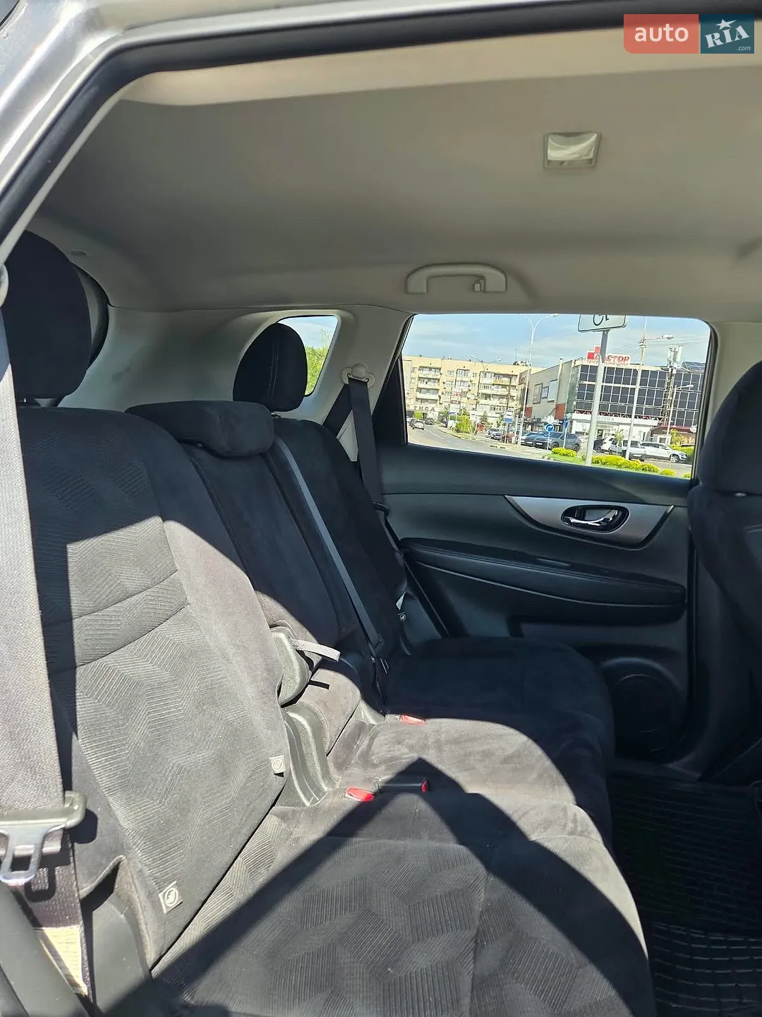 2016 Nissan Rogue - мініатюра 11