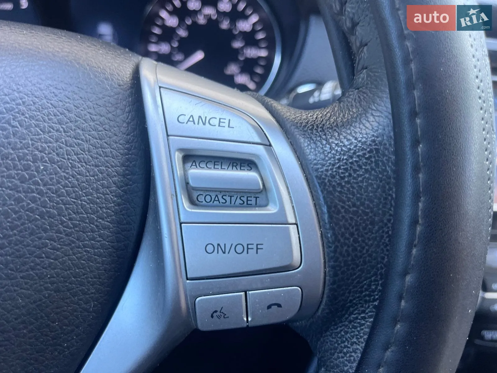2016 Nissan Rogue - мініатюра 38
