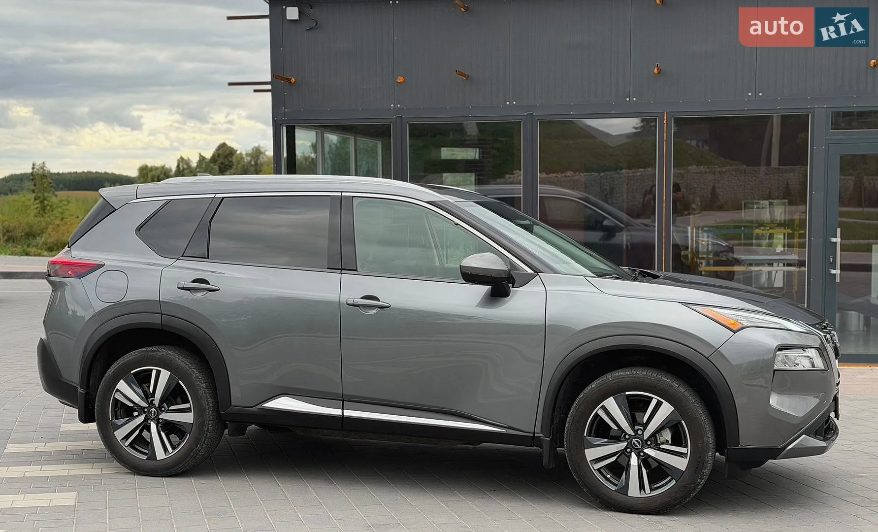 2023 Nissan Rogue - мініатюра 8