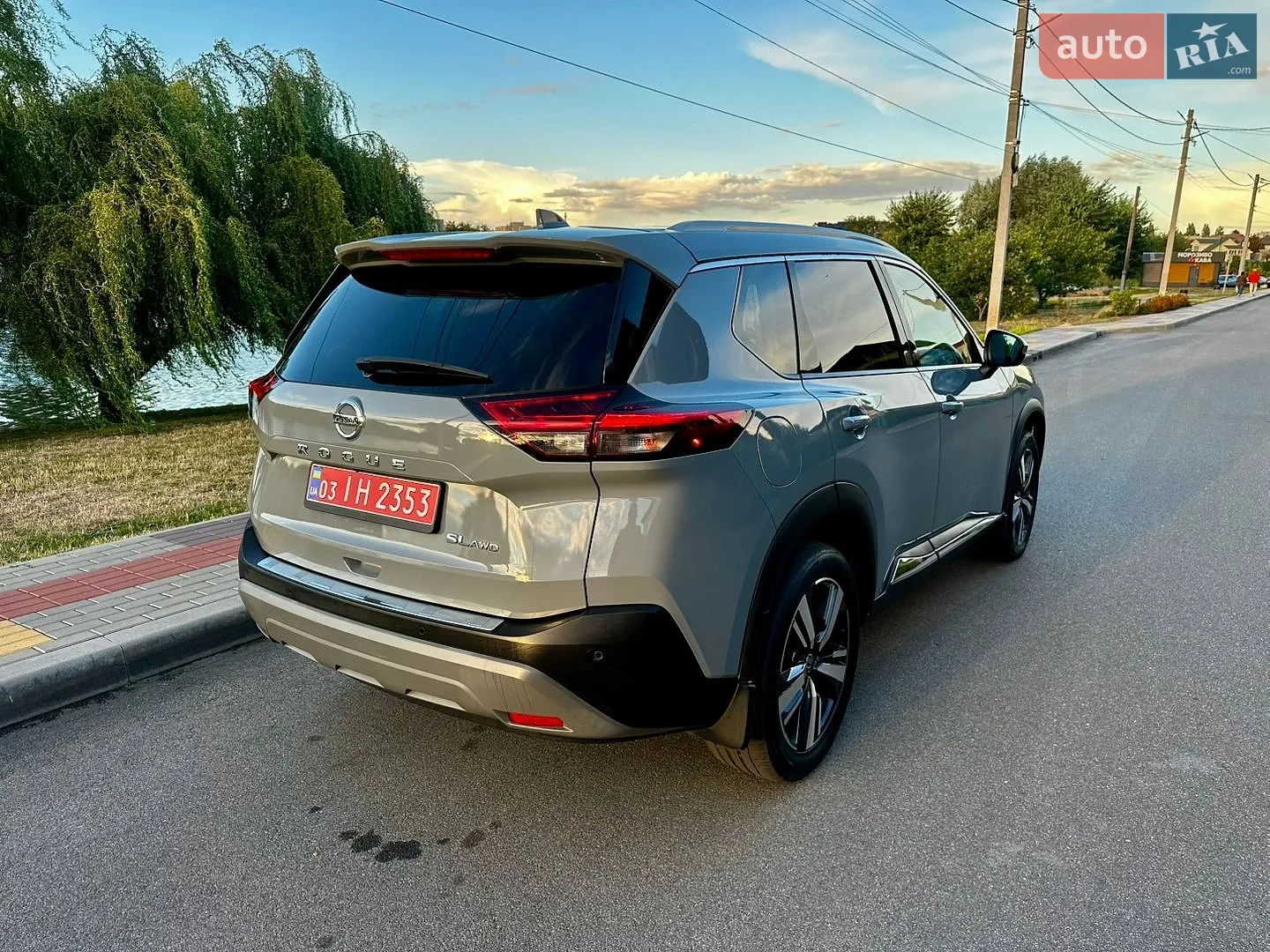 2021 Nissan Rogue - мініатюра 9