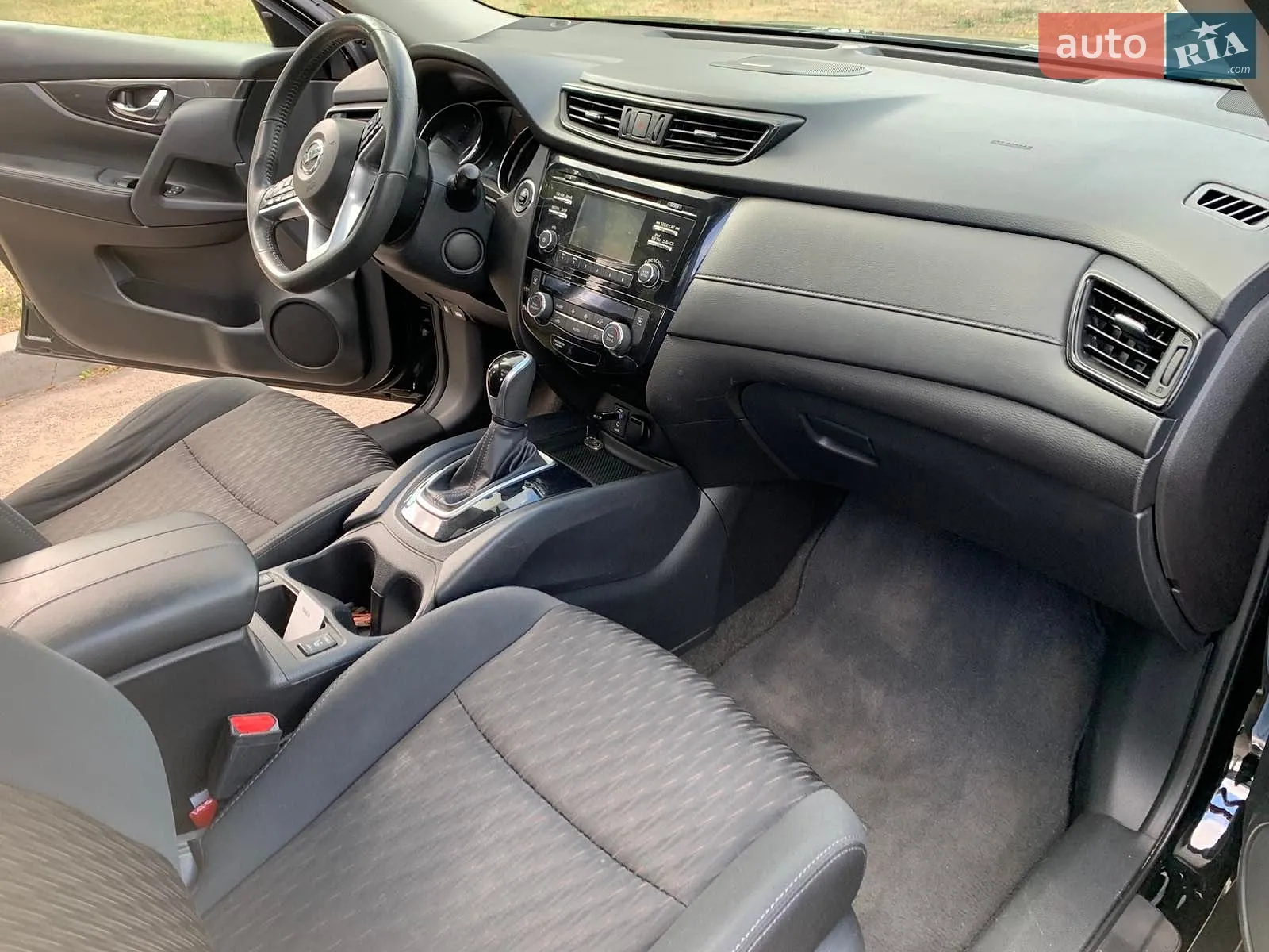2016 Nissan Rogue - мініатюра 17