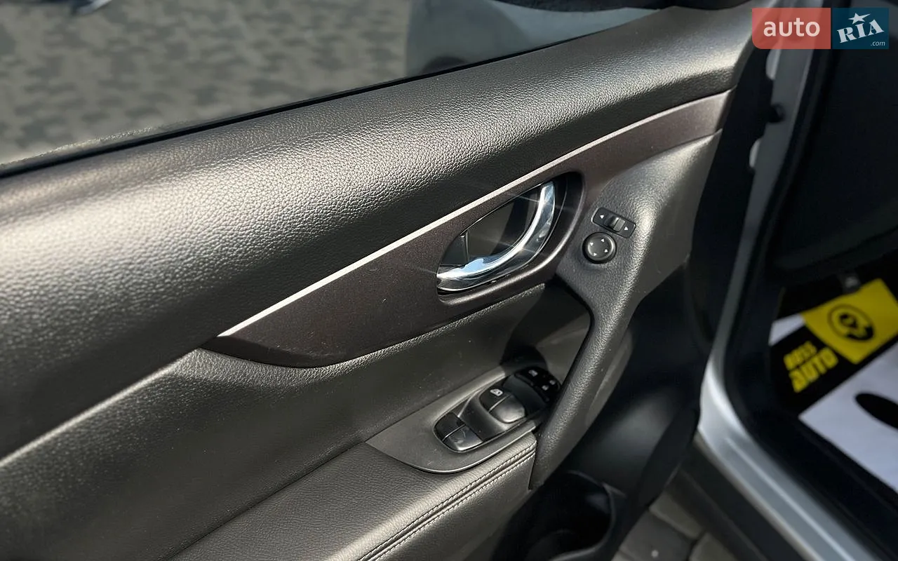 2016 Nissan Rogue - мініатюра 10