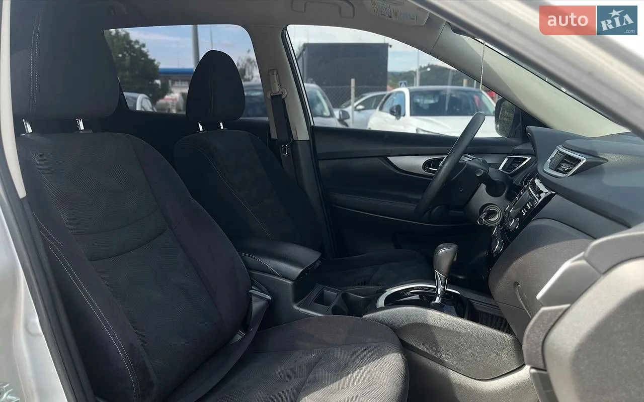 2016 Nissan Rogue - мініатюра 21