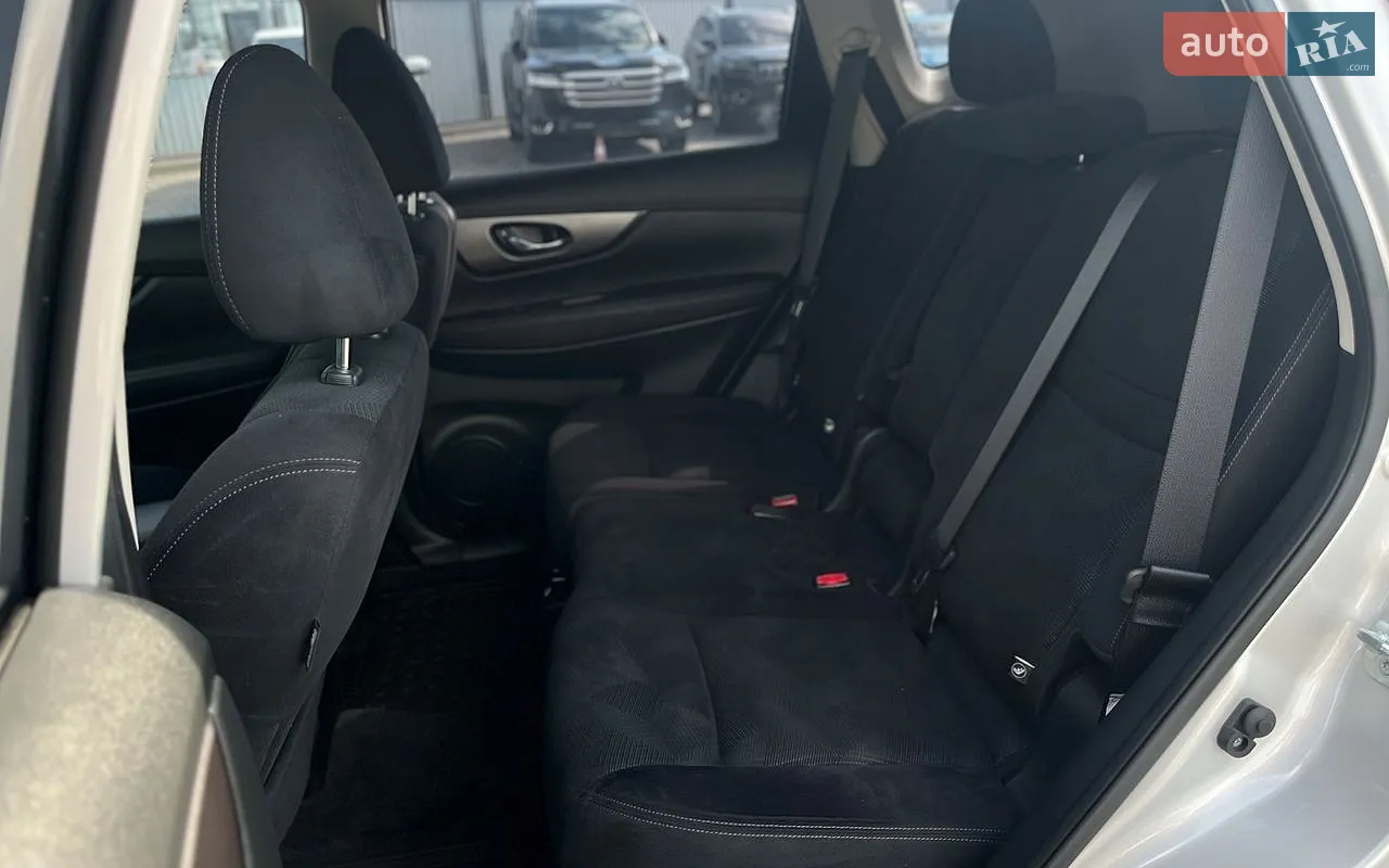 2016 Nissan Rogue - мініатюра 26