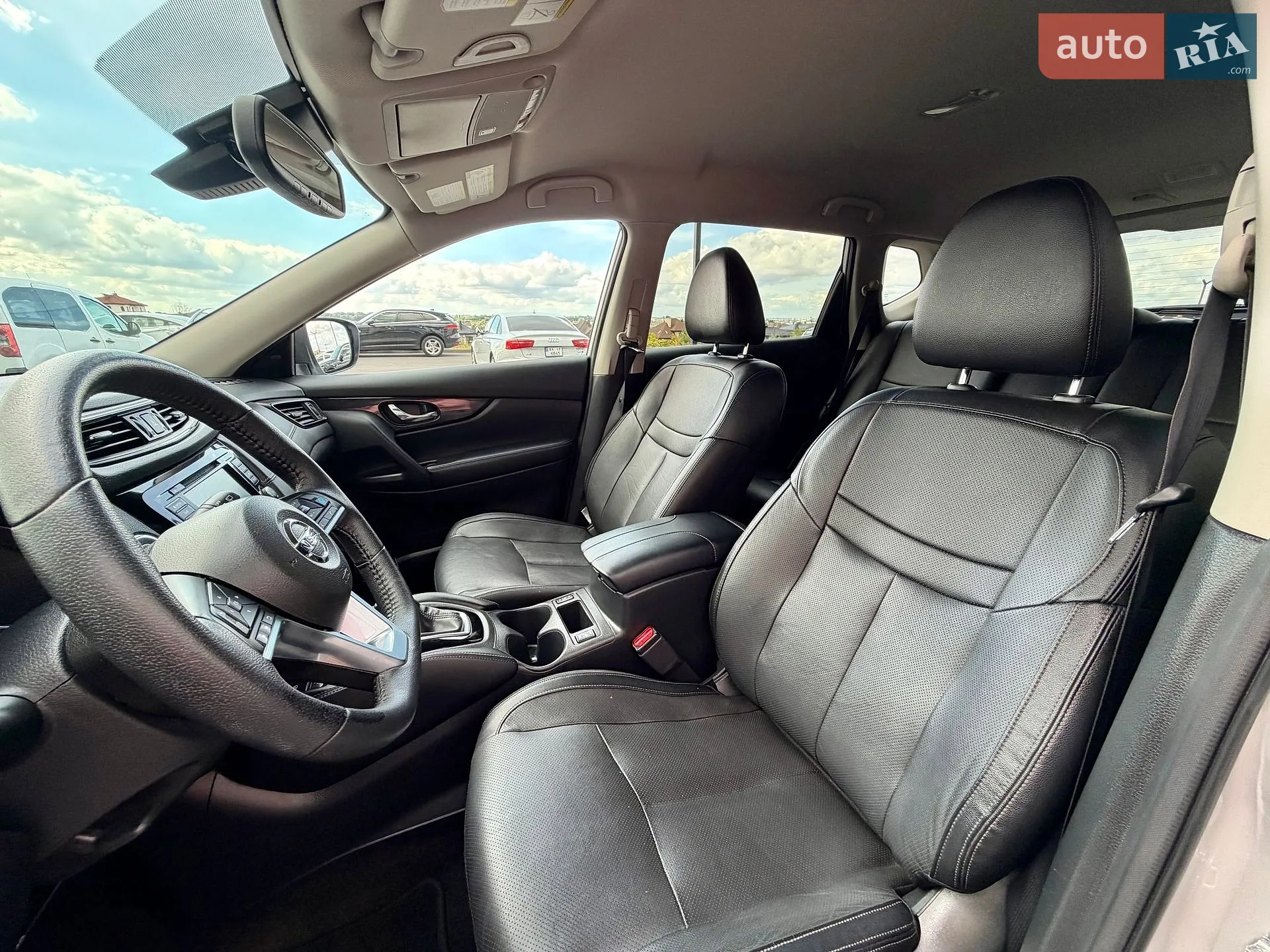 2019 Nissan Rogue - мініатюра 11