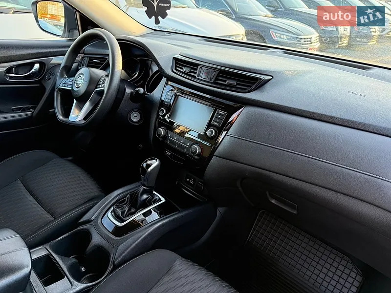 Nissan Rogue