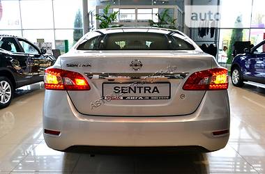 Седан Nissan Sentra 2015 в Хмельницькому