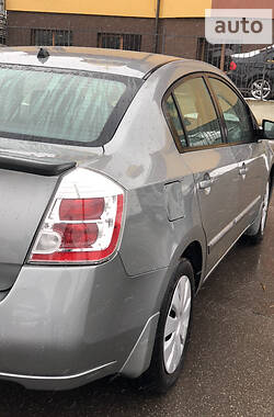 Седан Nissan Sentra 2011 в Львове