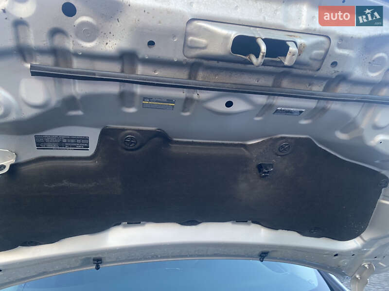 Седан Nissan Sentra 2018 в Києві