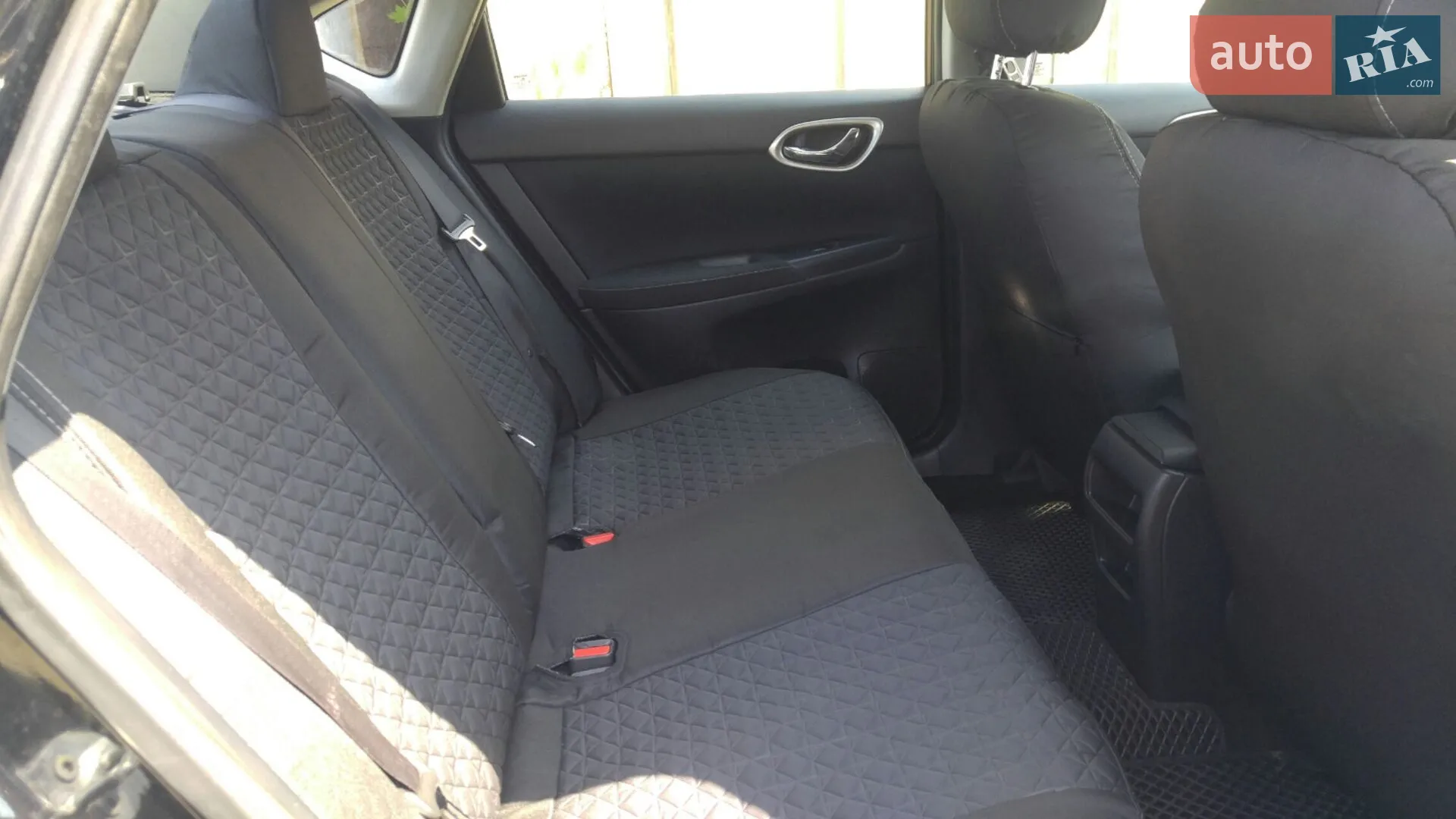 2015 Nissan Sentra - мініатюра 12