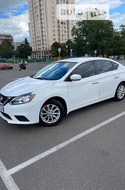 Седан Nissan Sentra 2018 в Киеве