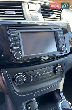 Седан Nissan Sentra 2016 в Луцьку