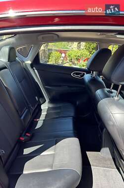 Седан Nissan Sentra 2016 в Луцьку