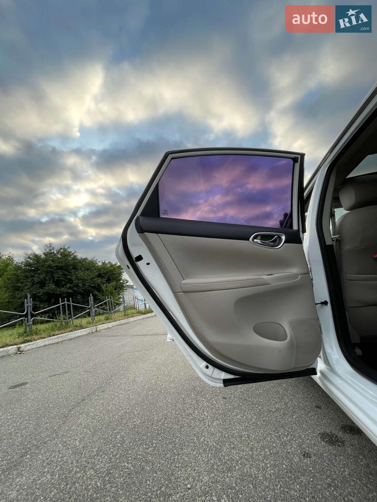 2015 Nissan Sentra - мініатюра 35