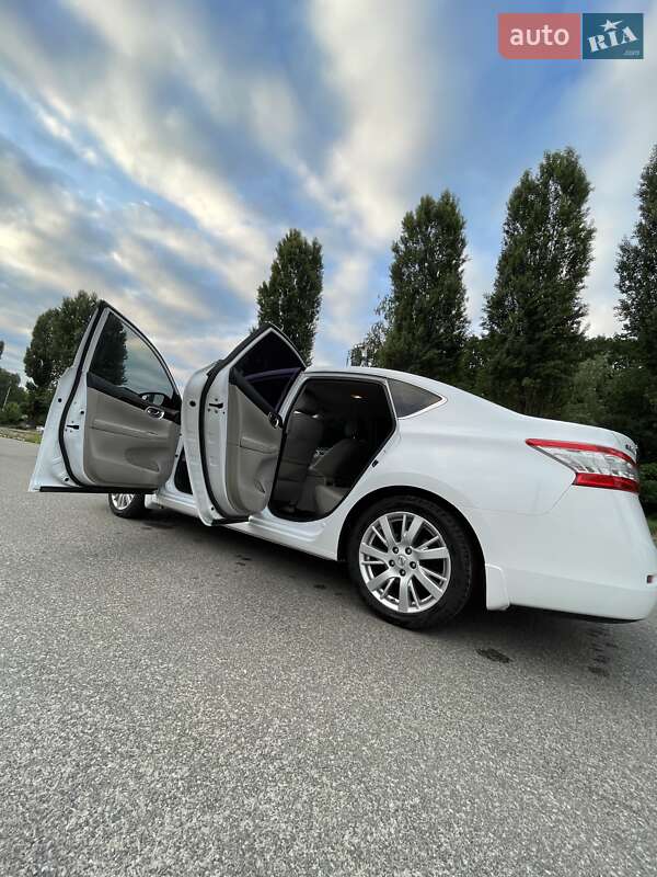 Седан Nissan Sentra 2015 в Чернігові фото 45 Седан Nissan Sentra 2015 в Чернігові