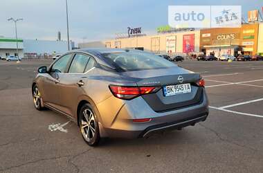 Седан Nissan Sentra 2020 в 