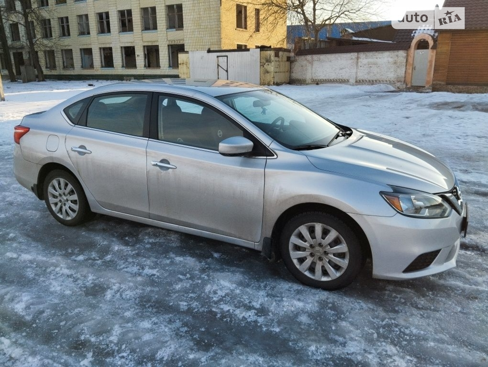 2017 Nissan Sentra - мініатюра 4