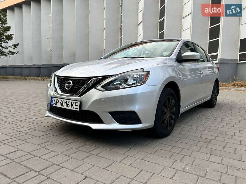 Седан Nissan Sentra 2016 в Запорожье