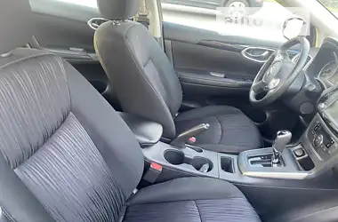 Nissan Sentra 2019