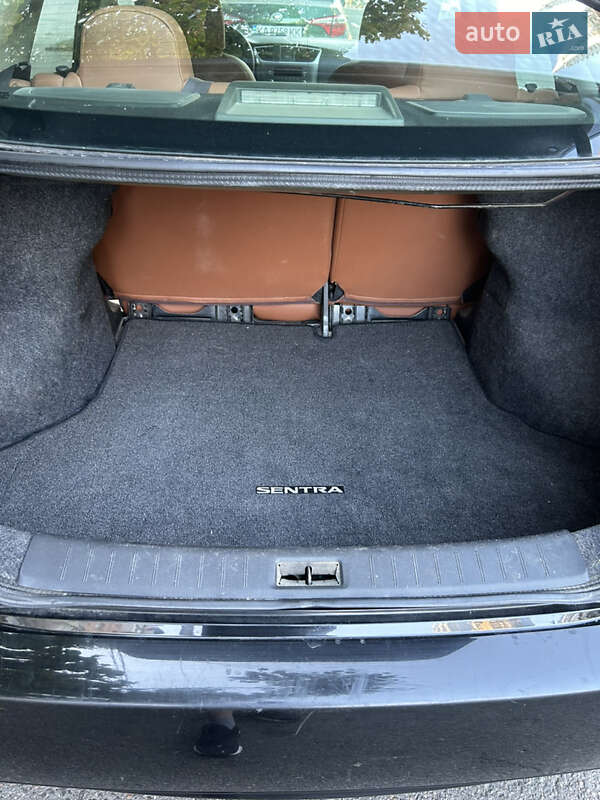 Седан Nissan Sentra 2014 в Киеве