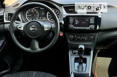 Седан Nissan Sentra 2017 в 