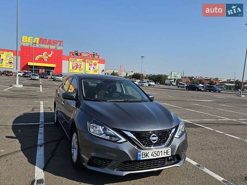 Седан Nissan Sentra 2018 в 