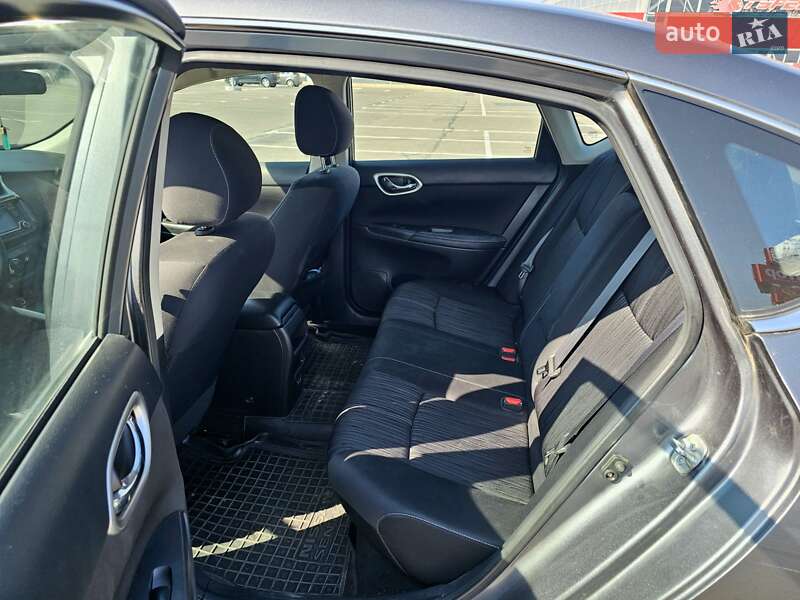 Седан Nissan Sentra 2018 в Рівному фото 12 Седан Nissan Sentra 2018 в Рівному