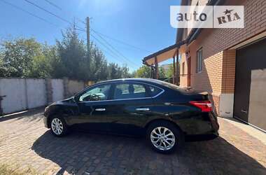 Седан Nissan Sentra 2018 в Киеве