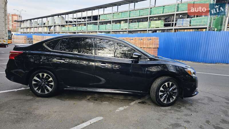 Седан Nissan Sentra 2017 в Днепре