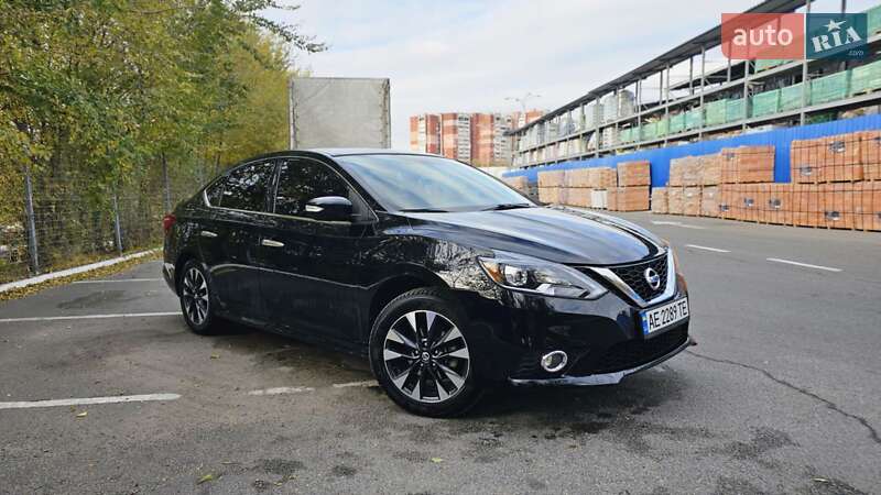 Седан Nissan Sentra 2017 в Днепре