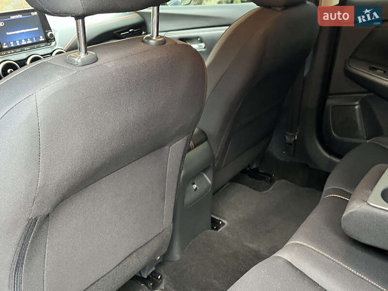 Седан Nissan Sentra 2020 в Києві