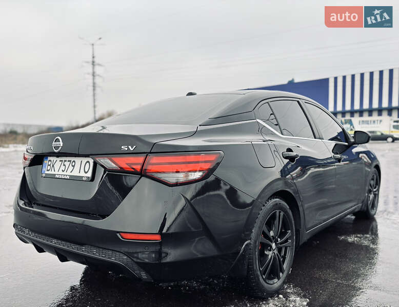Седан Nissan Sentra 2020 в Рівному