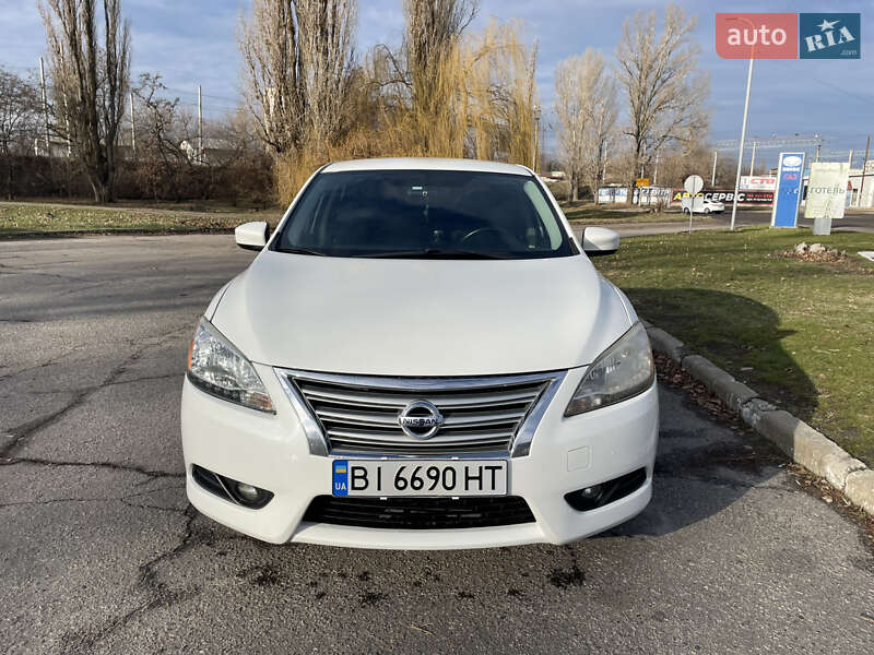 Седан Nissan Sentra 2013 в Кременчуці