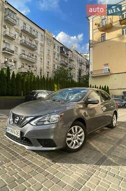 Седан Nissan Sentra 2016 в Киеве