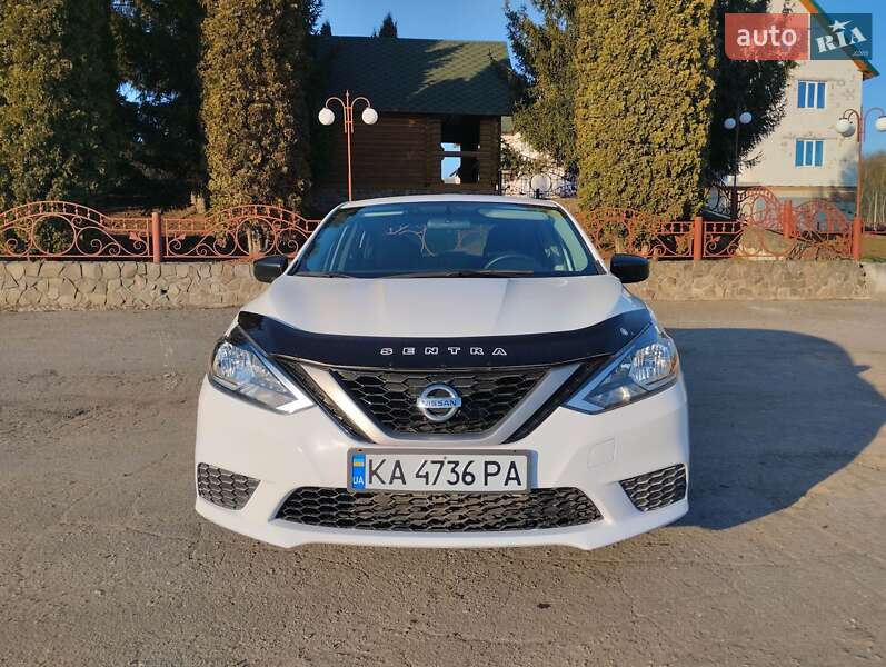 Nissan Sentra 2018