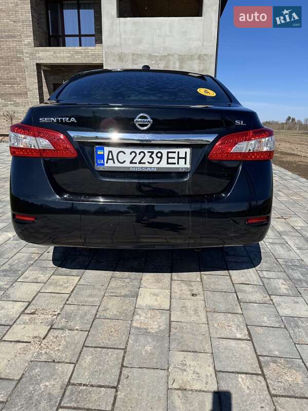 Седан Nissan Sentra 2015 в Луцьку
