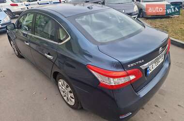 Седан Nissan Sentra 2015 в 