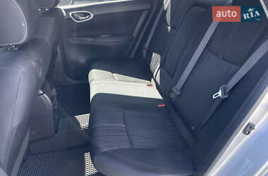 Седан Nissan Sentra 2018 в 