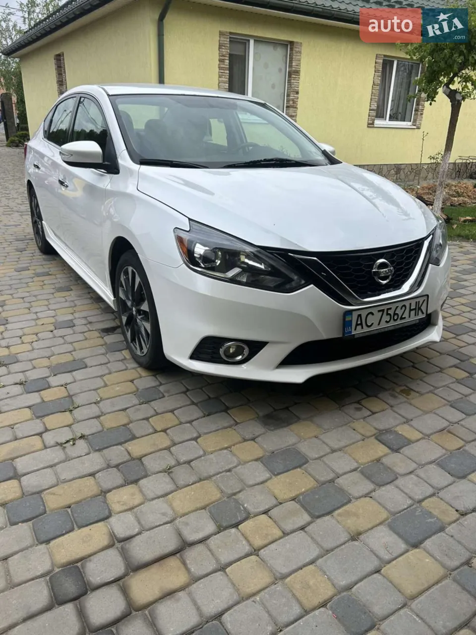 2017 Nissan Sentra - мініатюра 14