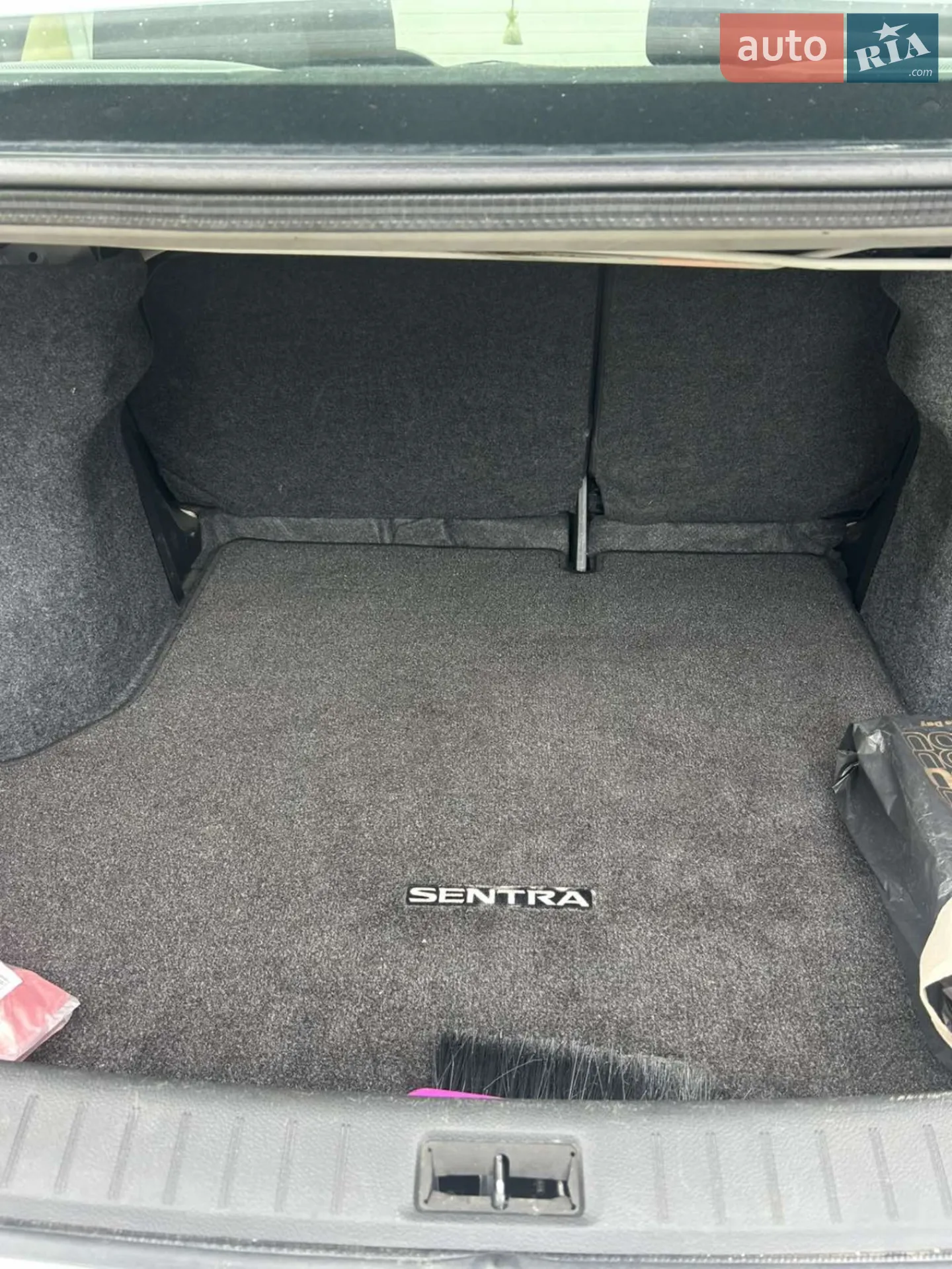 2017 Nissan Sentra - мініатюра 21