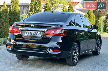 Седан Nissan Sentra 2017 в 