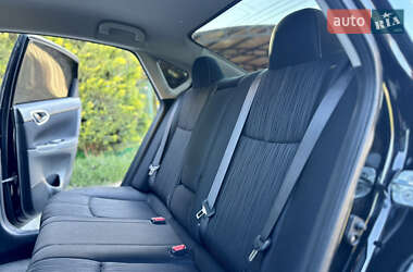 Седан Nissan Sentra 2017 в 