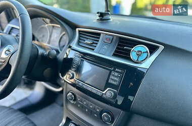 Седан Nissan Sentra 2017 в 