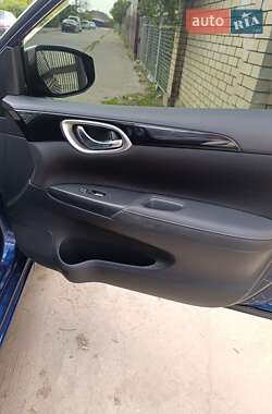 Седан Nissan Sentra 2018 в 