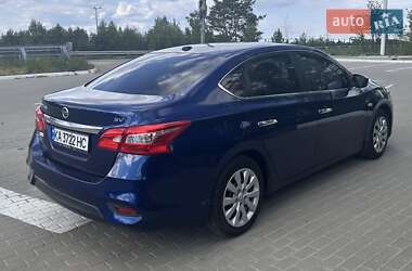 Седан Nissan Sentra 2017 в 