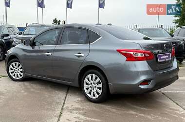 Седан Nissan Sentra 2016 в 