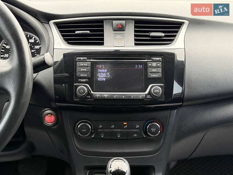 Седан Nissan Sentra 2016 в Киеве