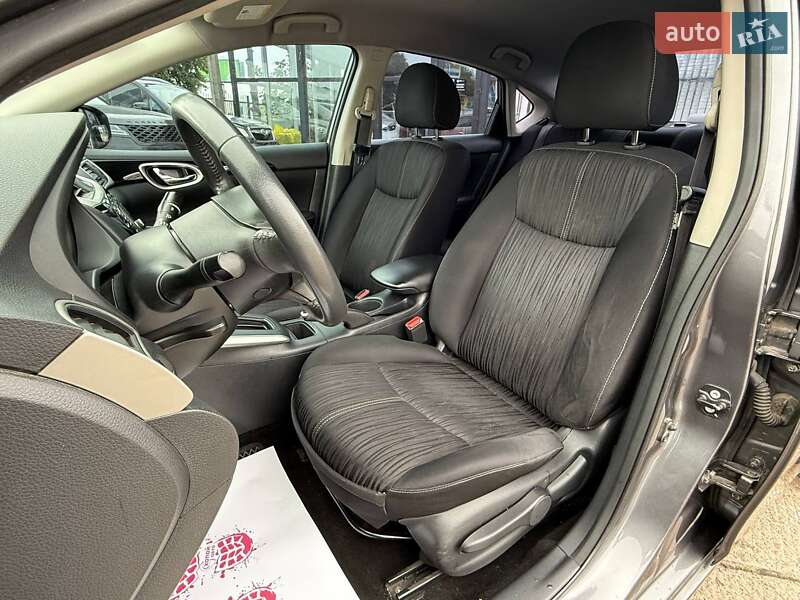 Седан Nissan Sentra 2016 в Киеве
