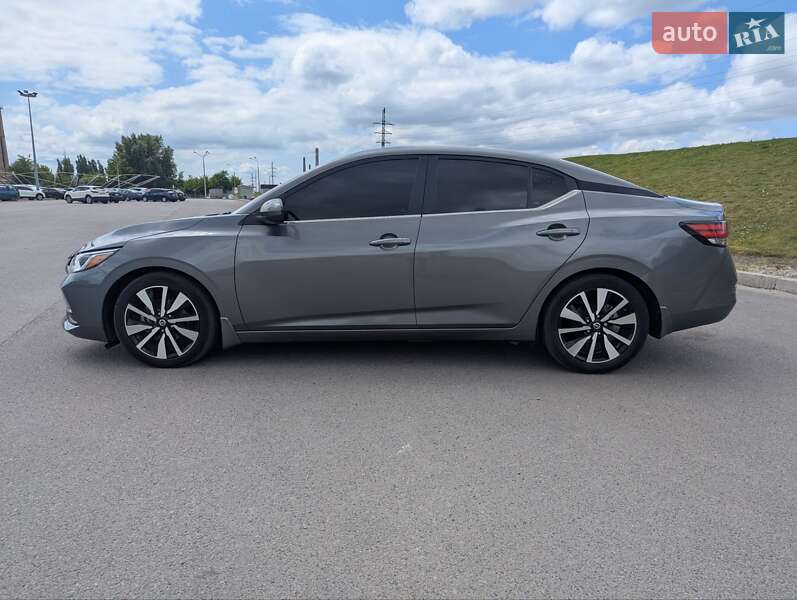 Седан Nissan Sentra 2021 в Днепре